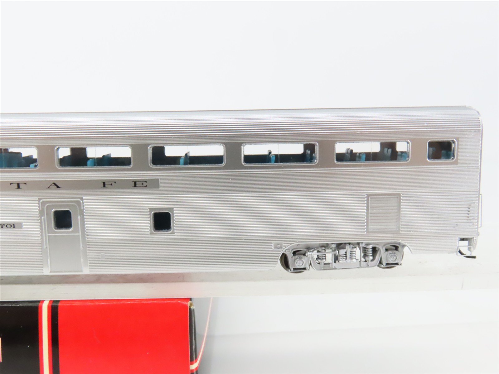 HO Scale InterMountain TSP4820-01 ATSF Santa Fe Hi-Level Coach Passenger #701