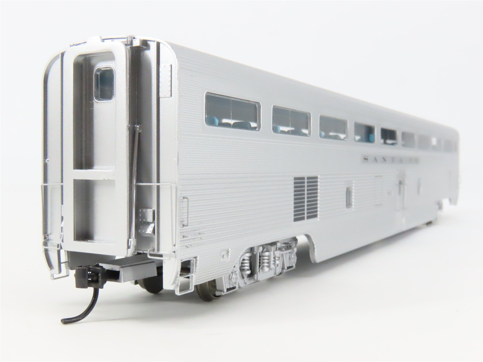 HO Scale InterMountain TSP4820-01 ATSF Santa Fe Hi-Level Coach Passenger #701