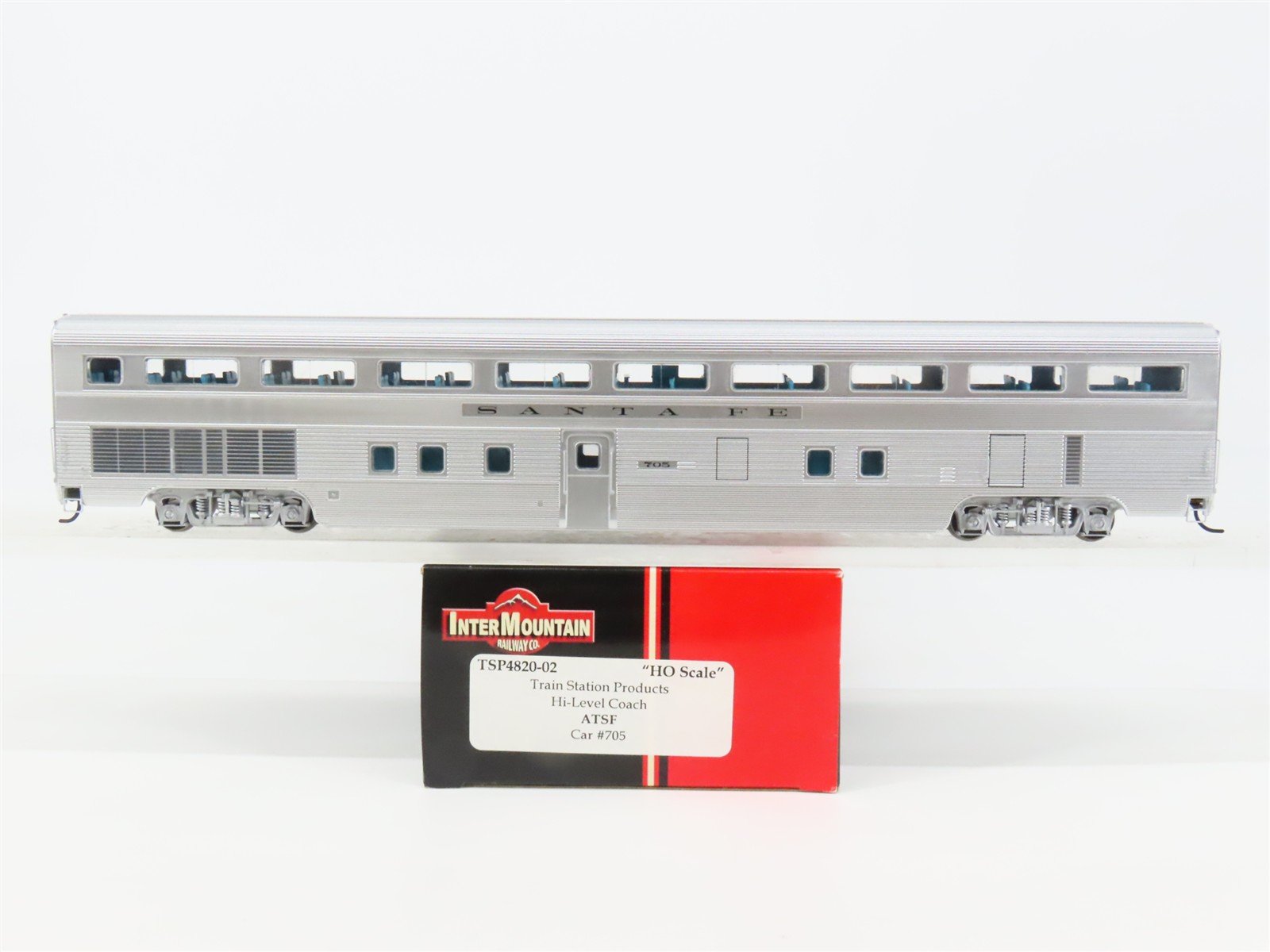 HO Scale InterMountain Passenger TSP4820-02 ATSF Santa Fe Hi-Level Coach #705