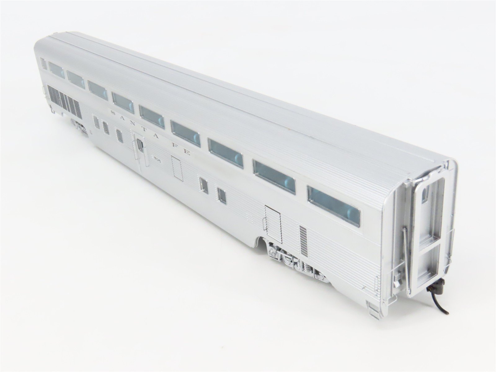 HO Scale InterMountain Passenger TSP4820-02 ATSF Santa Fe Hi-Level Coach #705