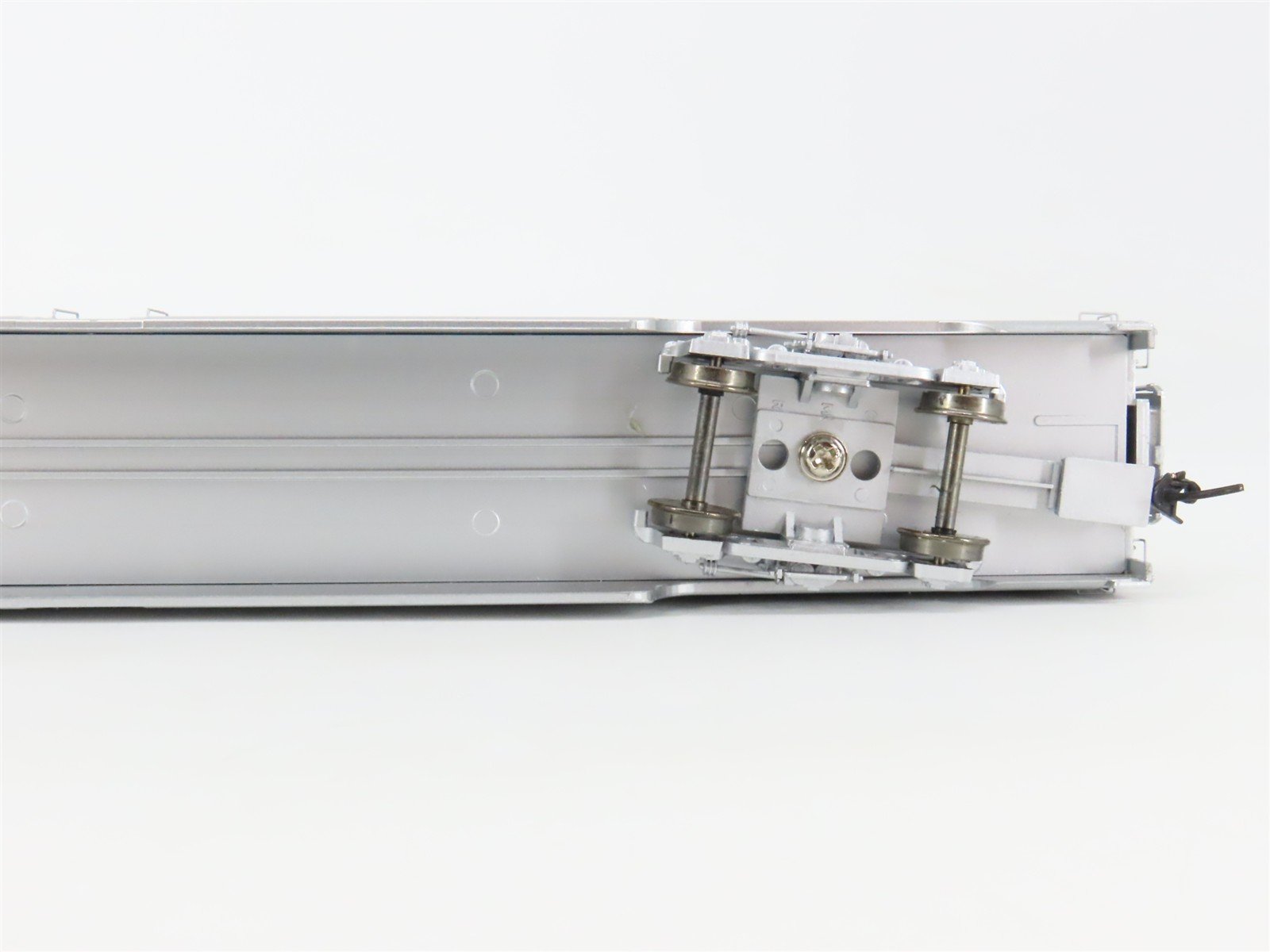 HO Scale InterMountain Passenger TSP4820-02 ATSF Santa Fe Hi-Level Coach #705
