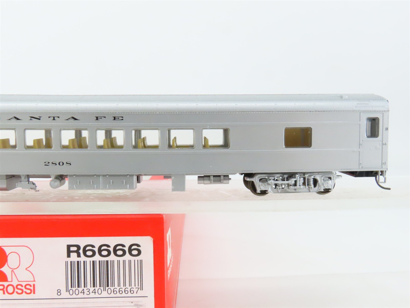 HO Scale Rivarossi R6666 ATSF Santa Fe Railroad Coach Passenger Car #2808