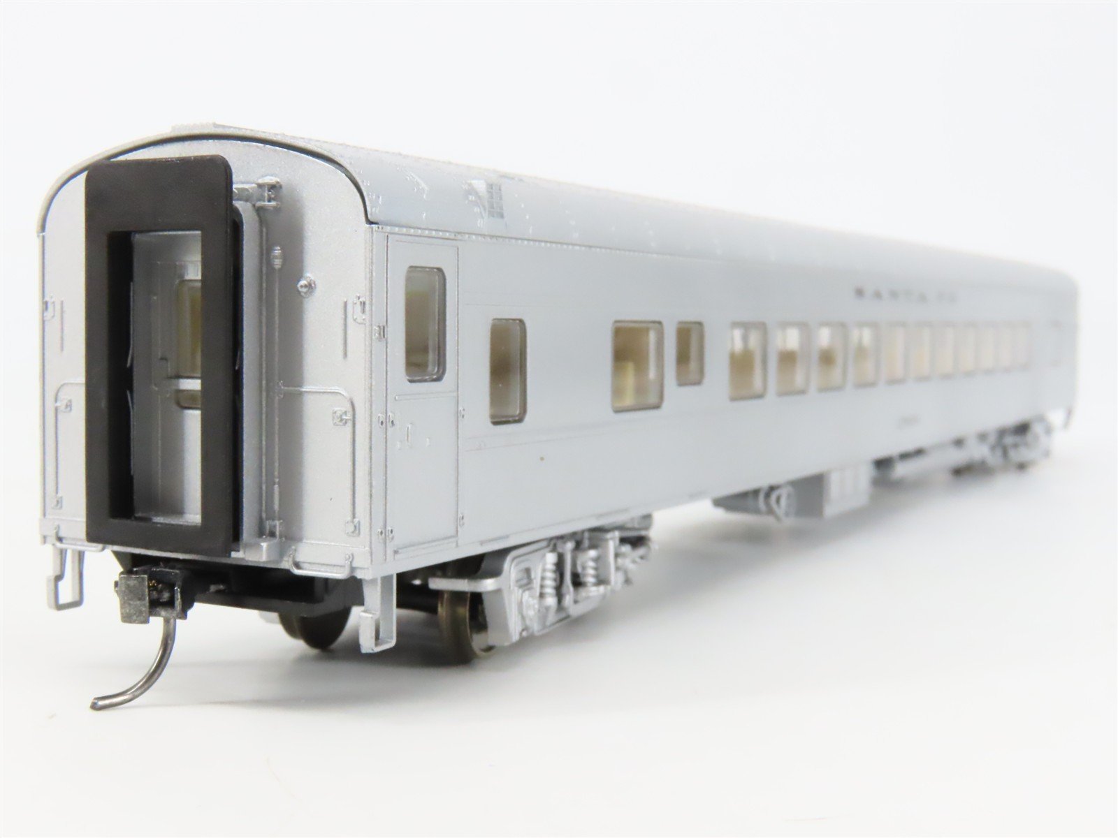 HO Scale Rivarossi R6666 ATSF Santa Fe Railroad Coach Passenger Car #2808