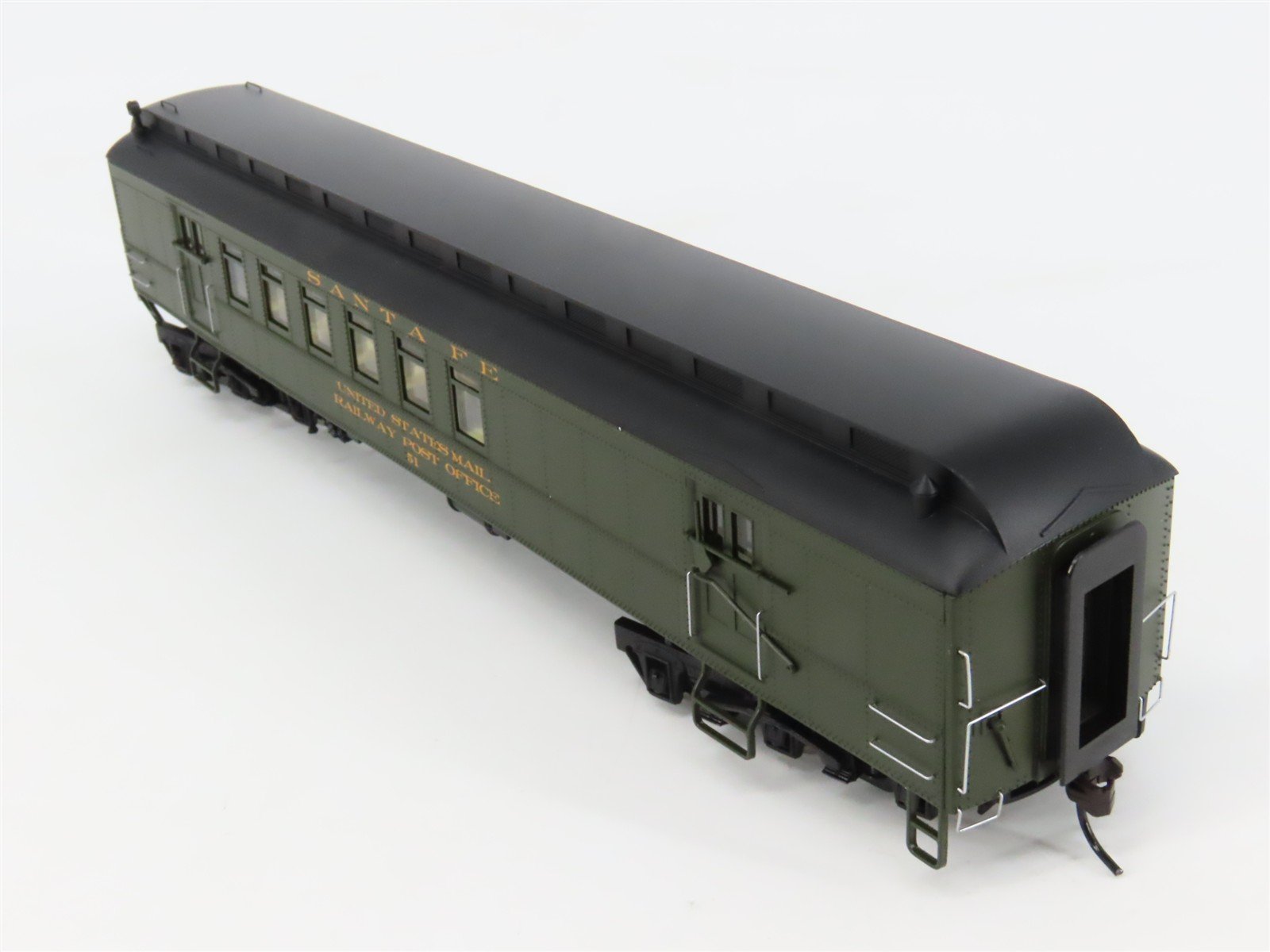 HO Scale Rivarossi HR4213 ATSF Santa Fe Railroad 60' RPO Passenger Car #51
