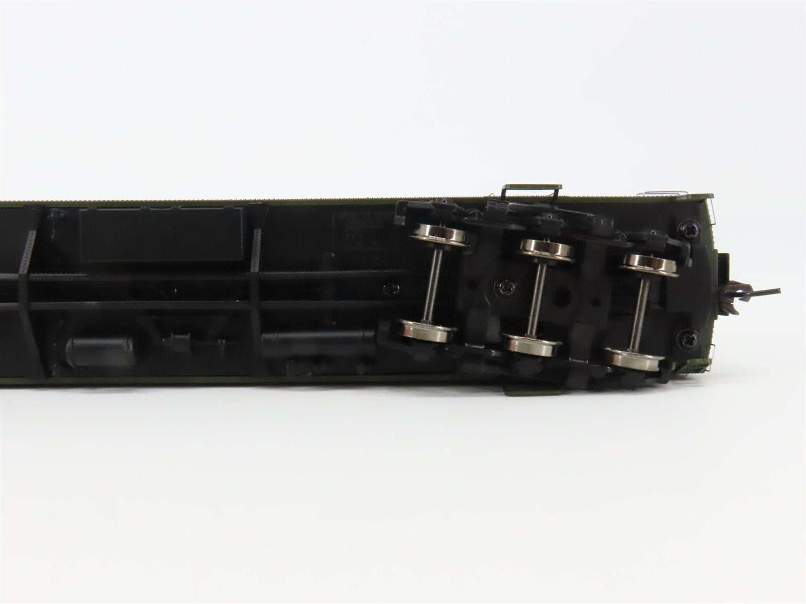 HO Scale Rivarossi HR4213 ATSF Santa Fe Railroad 60' RPO Passenger Car #51