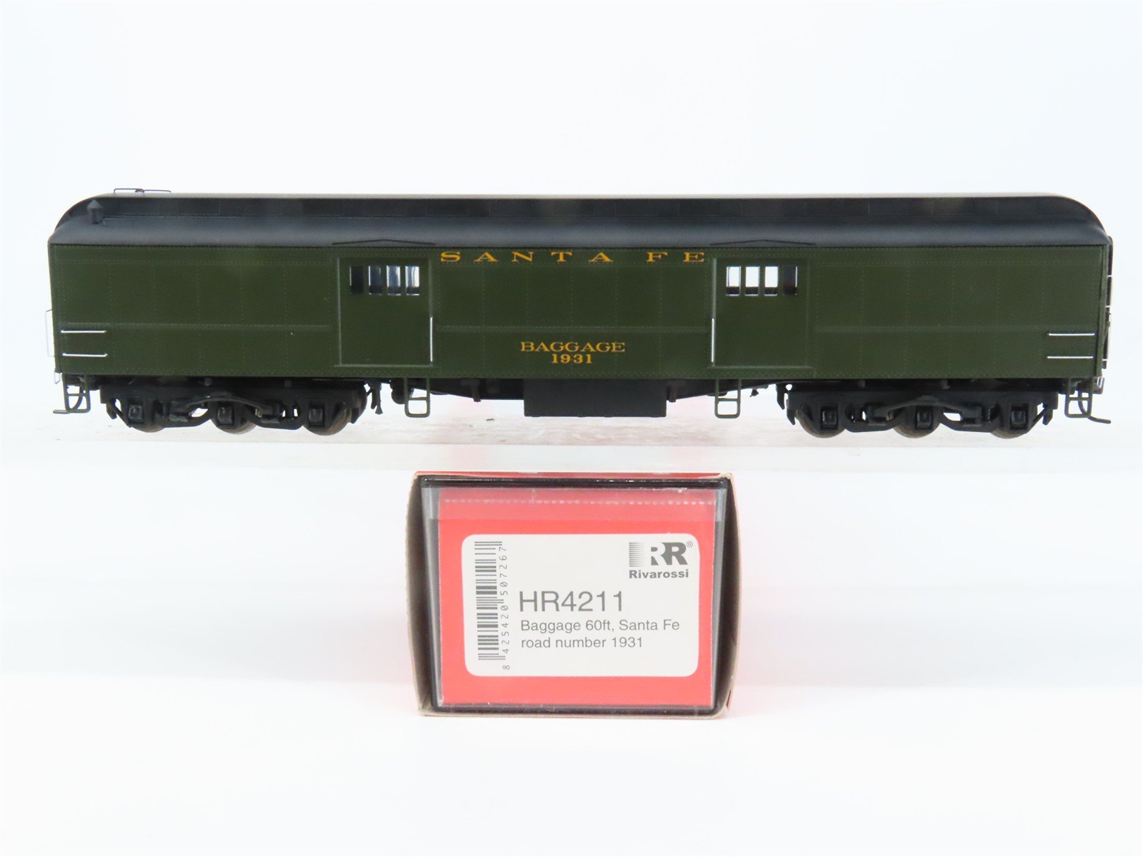 HO Scale Rivarossi HR4211 ATSF Santa Fe Railroad 60' Baggage Passenger Car #1931