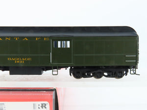 HO Scale Rivarossi HR4211 ATSF Santa Fe Railroad 60' Baggage Passenger Car #1931