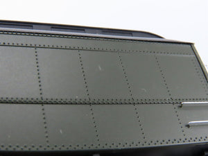 HO Scale Rivarossi HR4211 ATSF Santa Fe Railroad 60' Baggage Passenger Car #1931