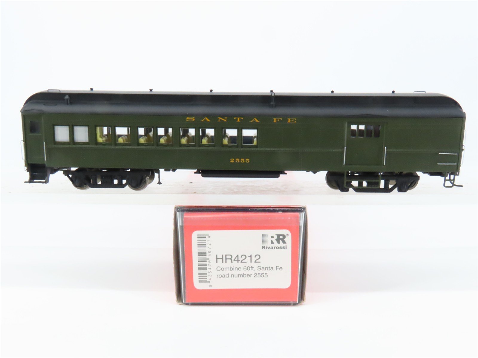 HO Scale Rivarossi HR4212 ATSF Santa Fe Railroad 60' Combine Passenger Car #2555