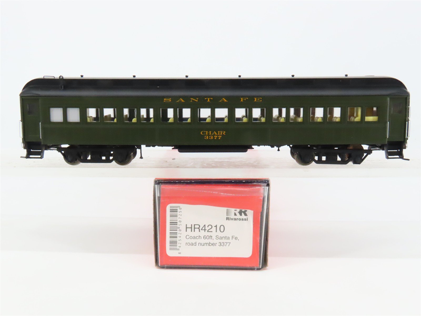 HO Scale Rivarossi HR4210 ATSF Santa Fe Railroad 60' Coach Passenger Car #3377