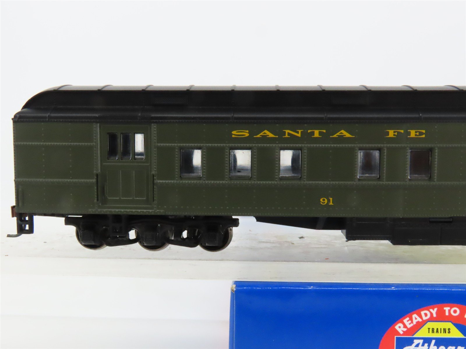 HO Scale Athearn 7851 ATSF Santa Fe Railroad Heavyweight RPO Passenger #91