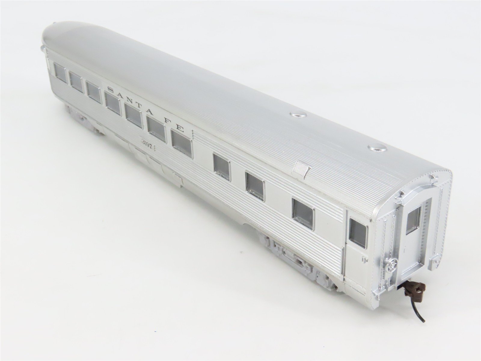 HO Scale Athearn 7915 ATSF Santa Fe Streamlined Observation Passenger #3197