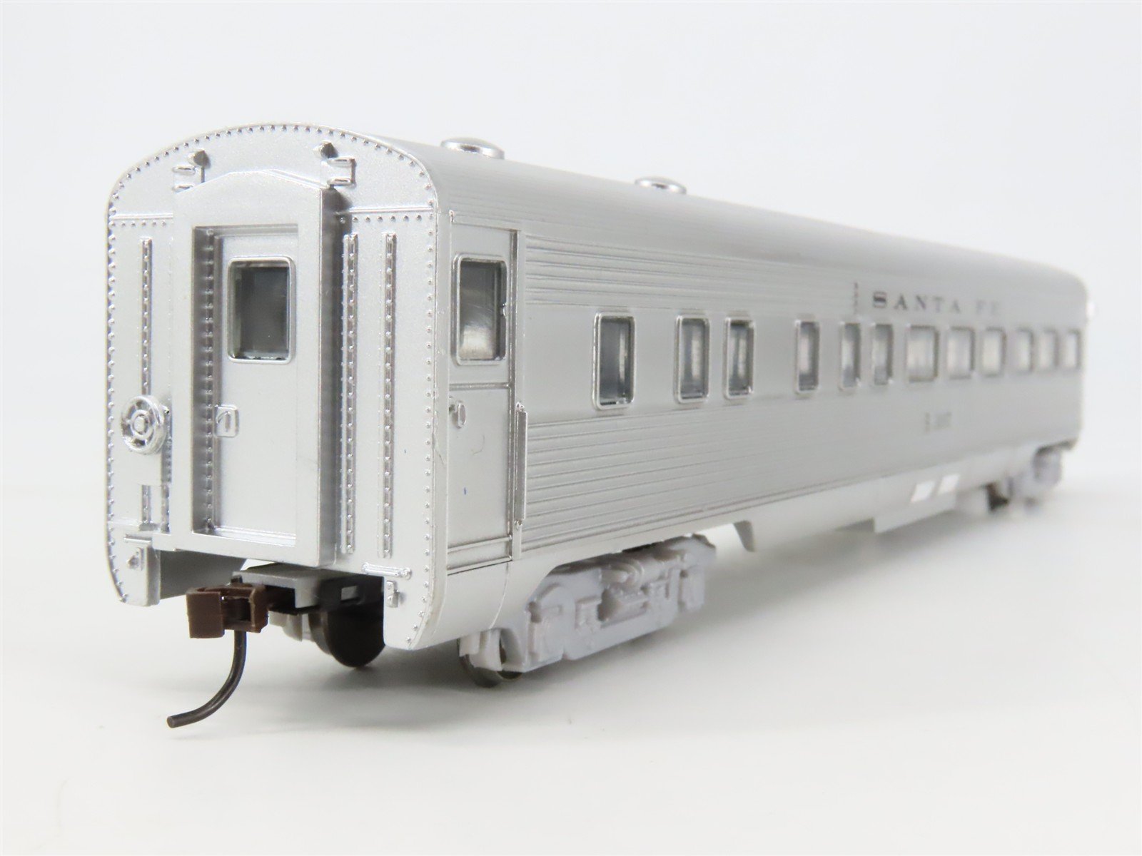 HO Scale Athearn 7915 ATSF Santa Fe Streamlined Observation Passenger #3197