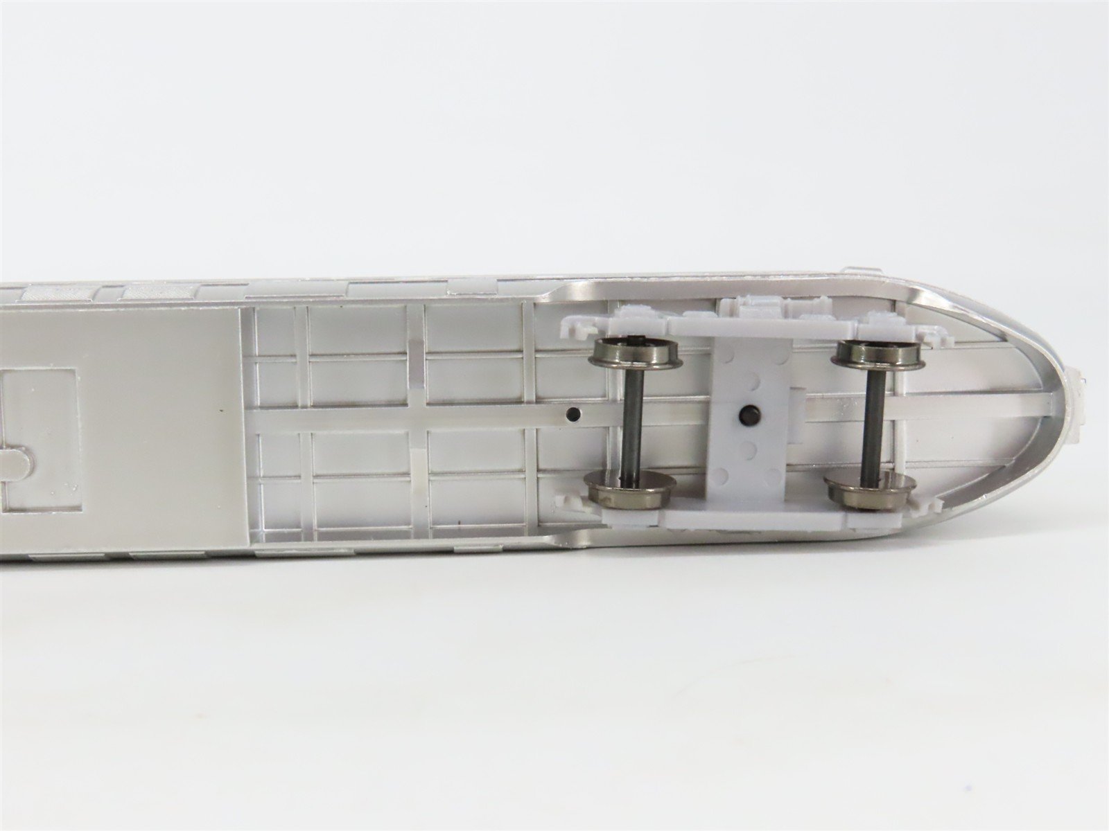 HO Scale Athearn 7915 ATSF Santa Fe Streamlined Observation Passenger #3197