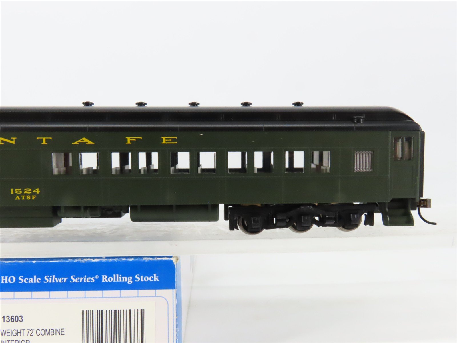 HO Scale Bachmann Silver Series 13603 ATSF Santa Fe 72' Combine Passenger #1524