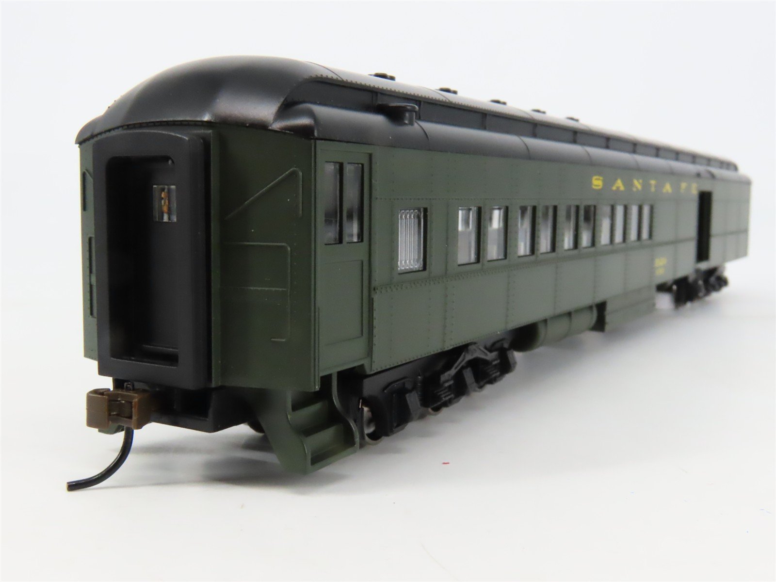 HO Scale Bachmann Silver Series 13603 ATSF Santa Fe 72' Combine Passenger #1524