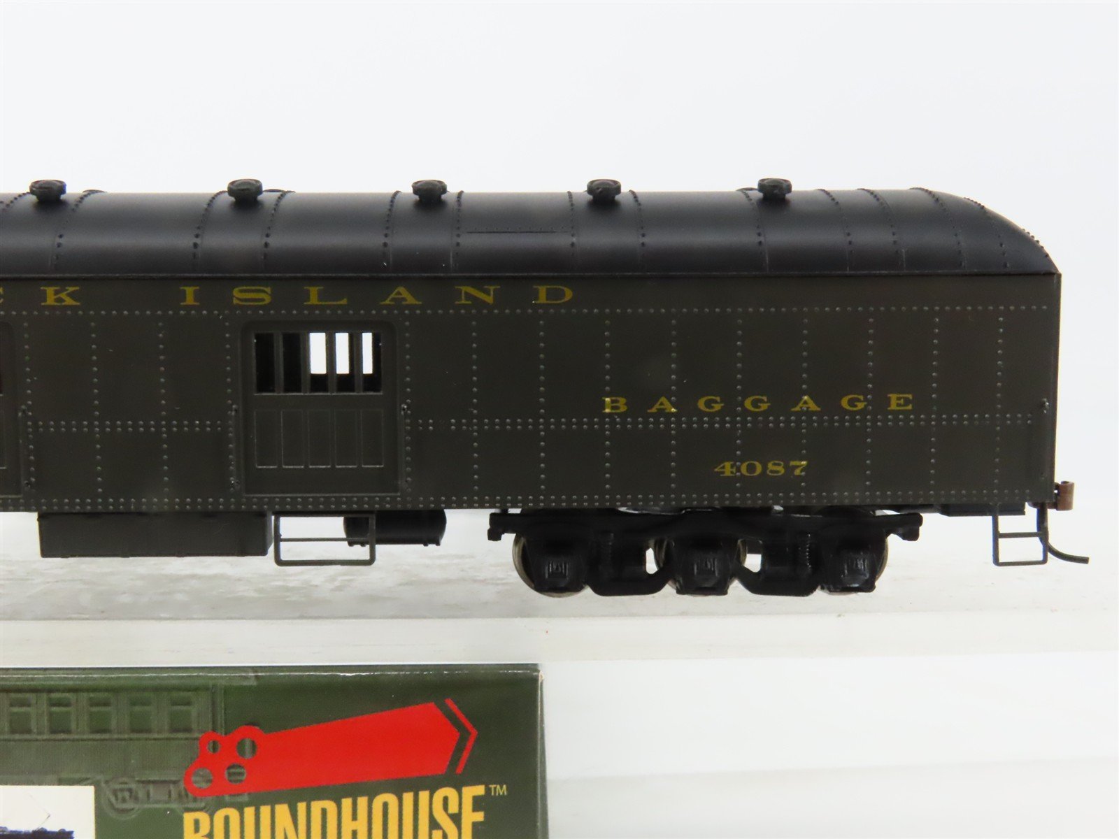 HO Scale Roundhouse 86528 RI Rock Island Baggage Express Passenger Car #4087