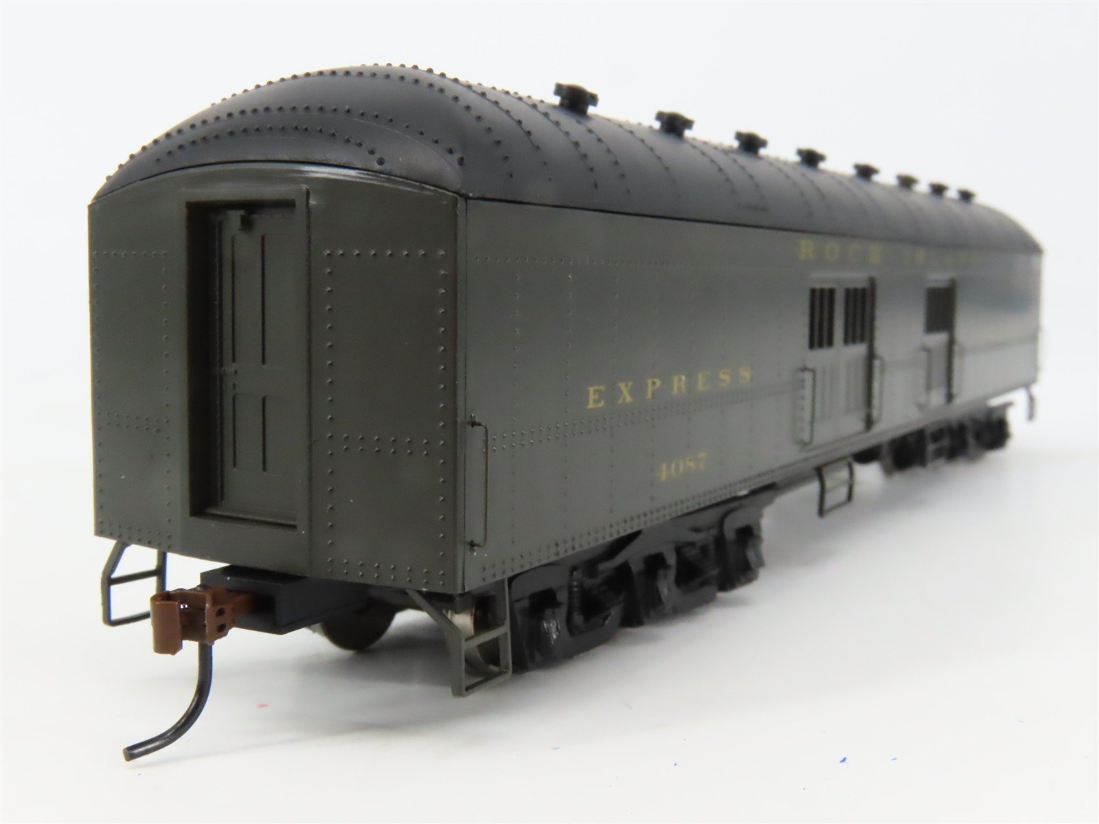 HO Scale Roundhouse 86528 RI Rock Island Baggage Express Passenger Car #4087
