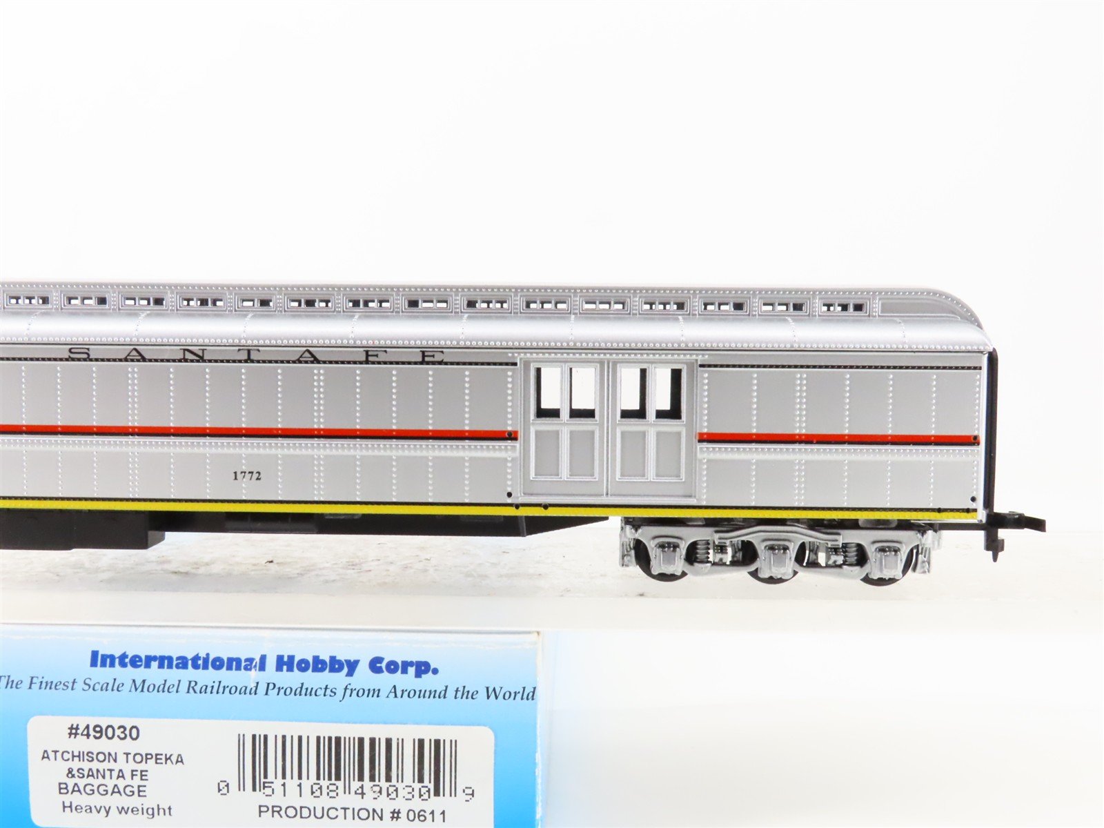 HO Scale IHC 49030 ATSF Santa Fe Railroad Heavyweight Baggage Passenger #1772