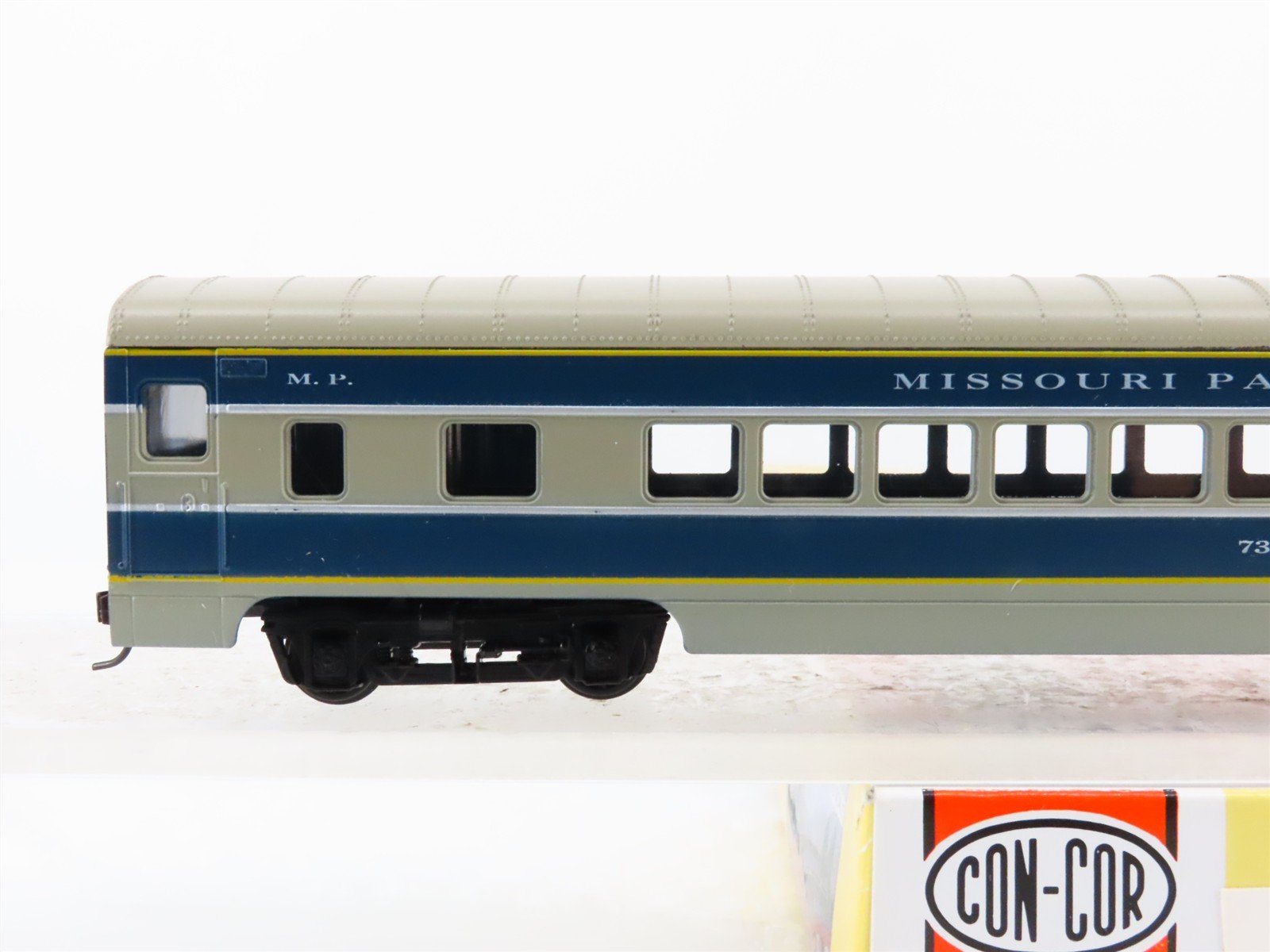 HO Con-Cor 0001-00900R-2 MP Missouri Pacific Eagle 72' Coach Passenger #731