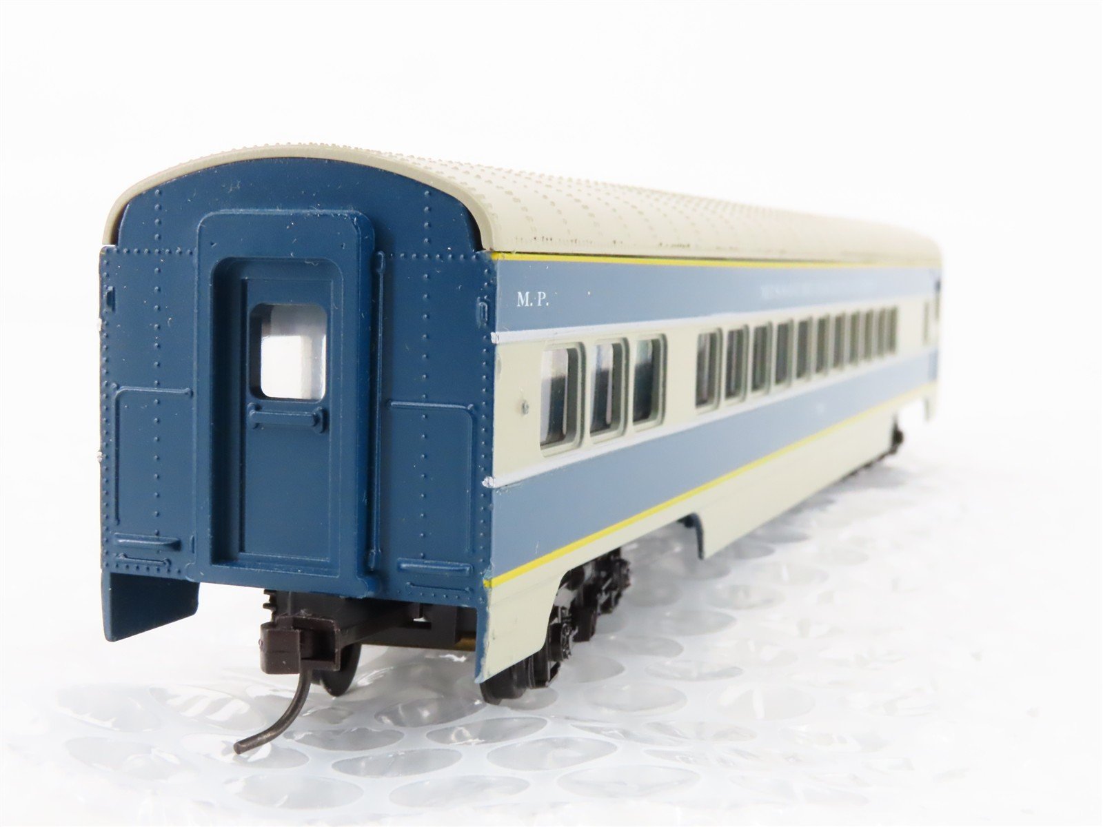 HO Con-Cor 0001-00900R-2 MP Missouri Pacific Eagle 72' Coach Passenger #731