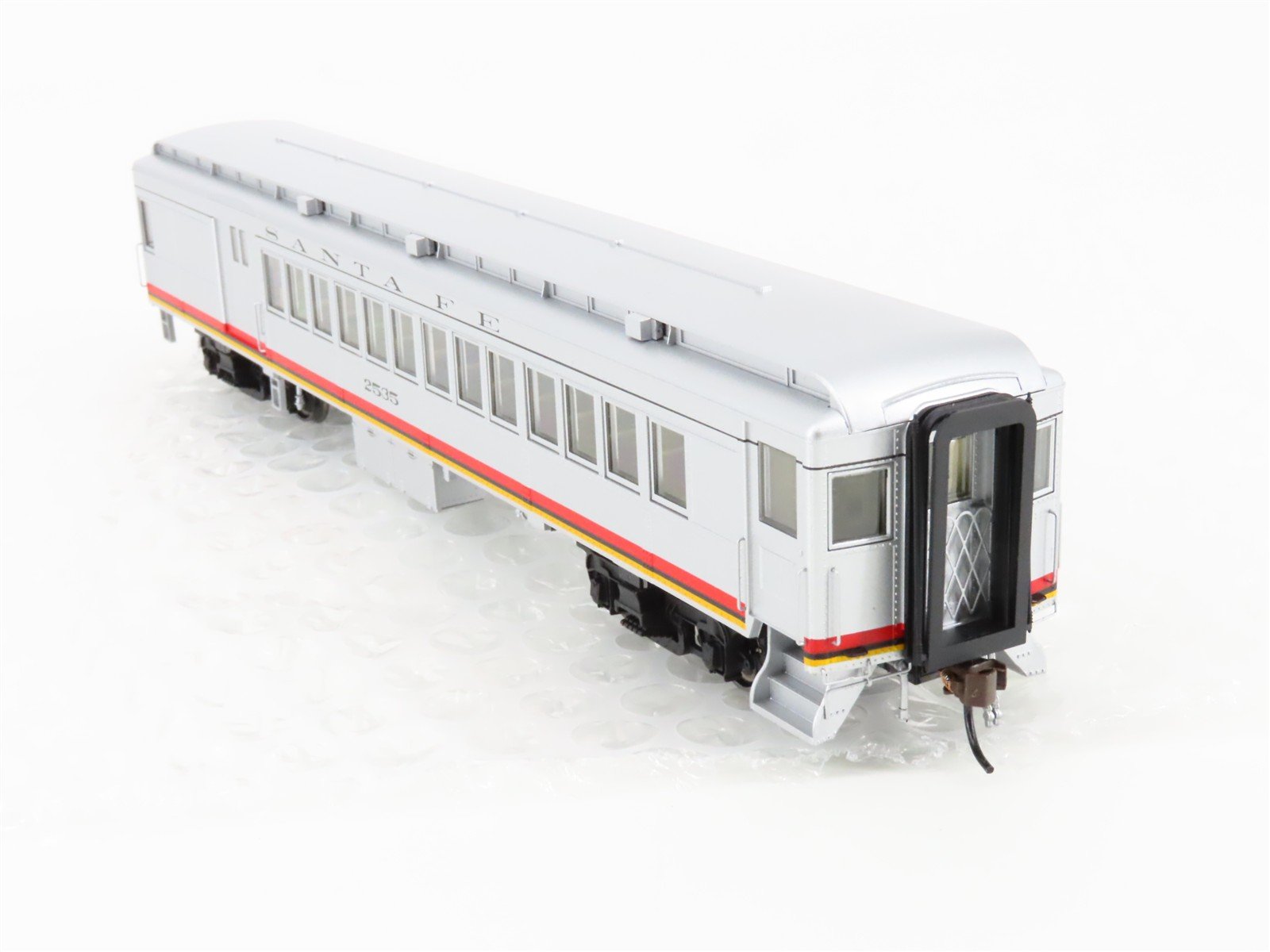 HO Scale Con-Cor 0001-094377(01) ATSF Santa Fe Combine Passenger Car #2535