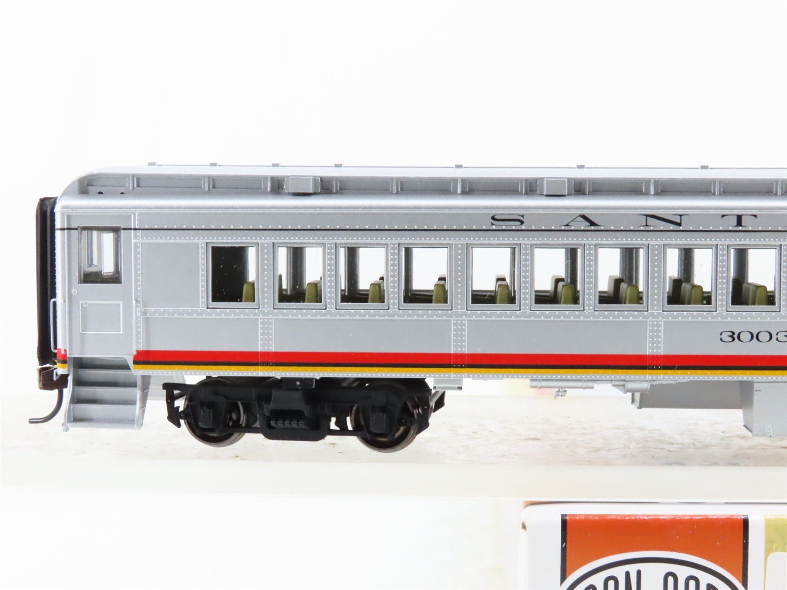 HO Scale Con-Cor 0001-095001(02) ATSF Santa Fe Heavyweight Coach Passenger #3003
