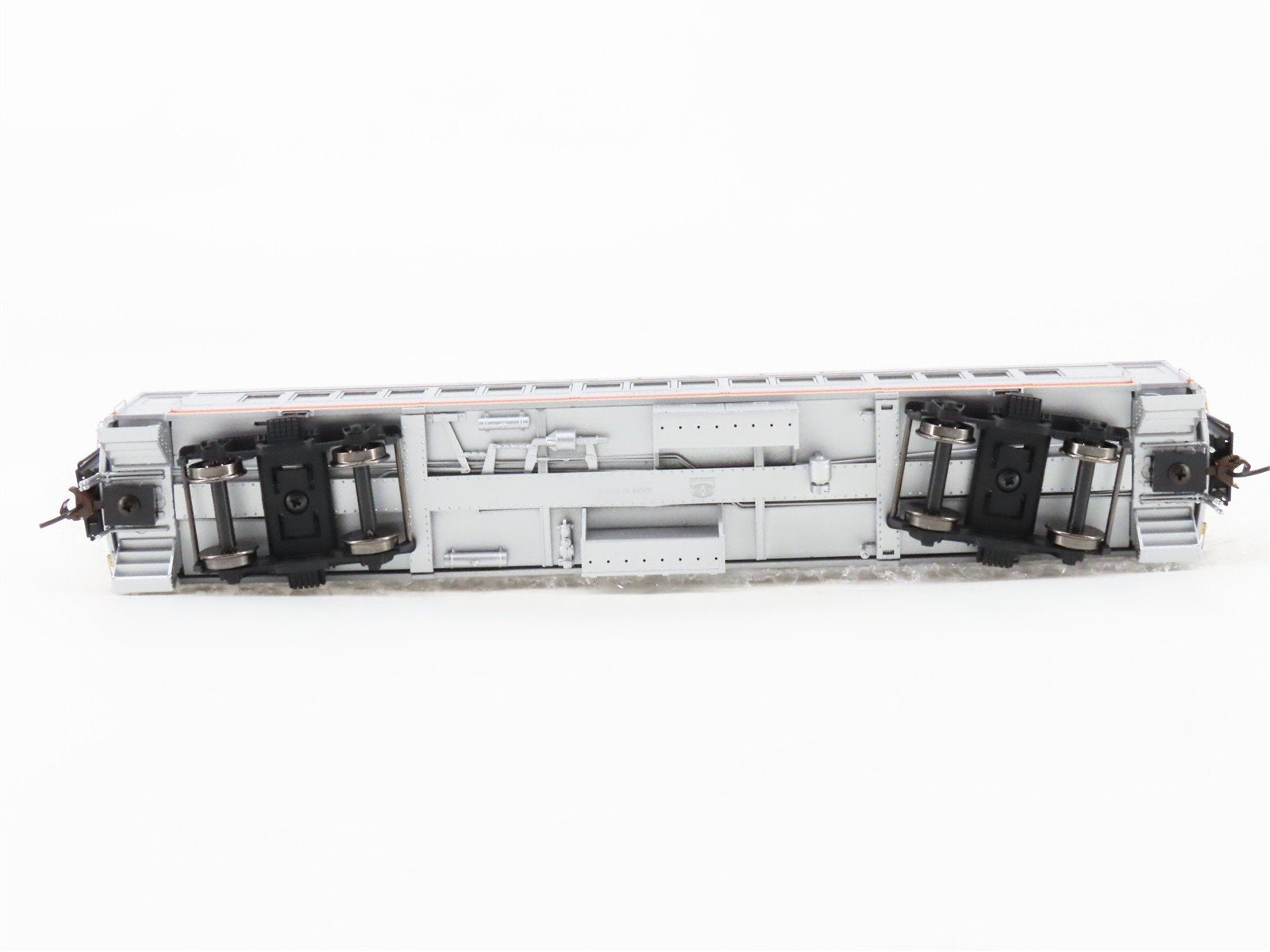 HO Scale Con-Cor 0001-095001(02) ATSF Santa Fe Heavyweight Coach Passenger #3003