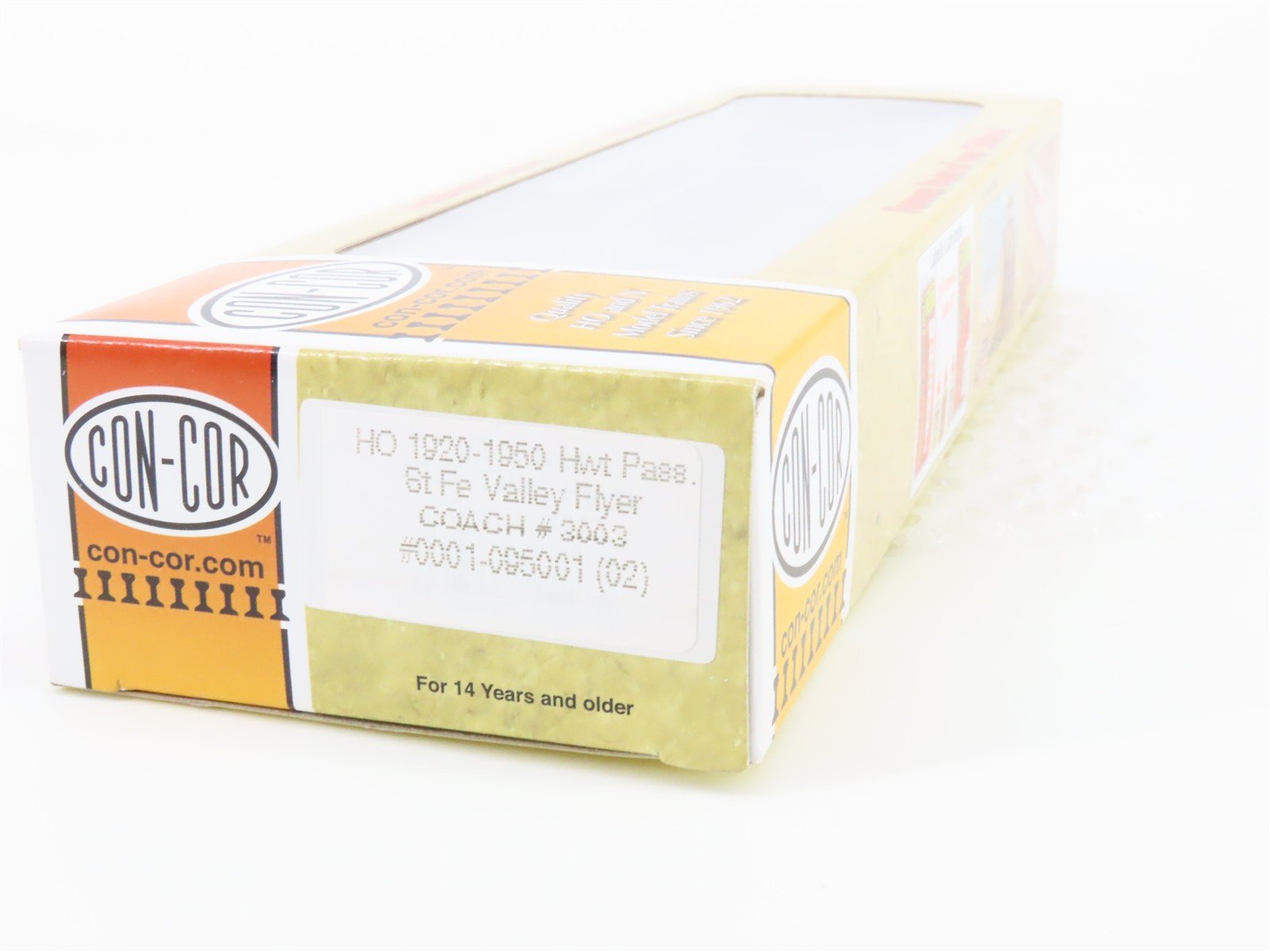 HO Scale Con-Cor 0001-095001(02) ATSF Santa Fe Heavyweight Coach Passenger #3003