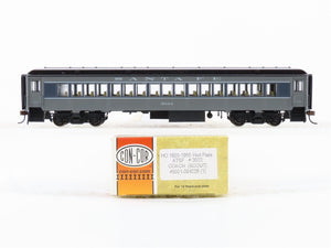 HO Scale Con-Cor 0001-094226(1) ATSF Santa Fe Railroad Coach Passenger Car #3033