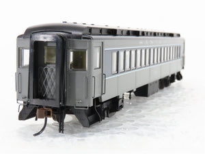 HO Scale Con-Cor 0001-094226(1) ATSF Santa Fe Railroad Coach Passenger Car #3033