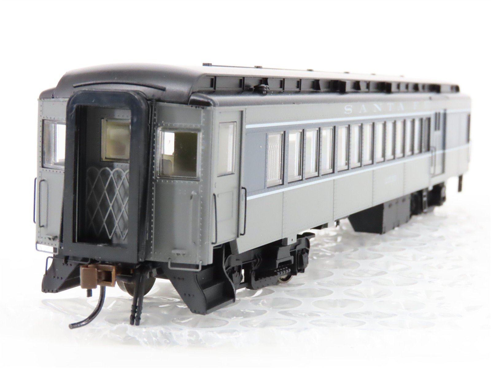 HO Scale Con-Cor 0001-094376(1) ATSF Santa Fe Railroad Combine Passenger #2535
