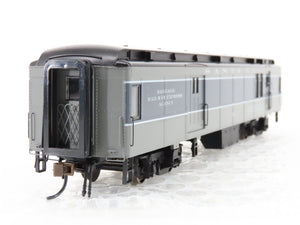 HO Scale Con-Cor 0001-094326(2) ATSF Santa Fe Baggage Passenger Car #111