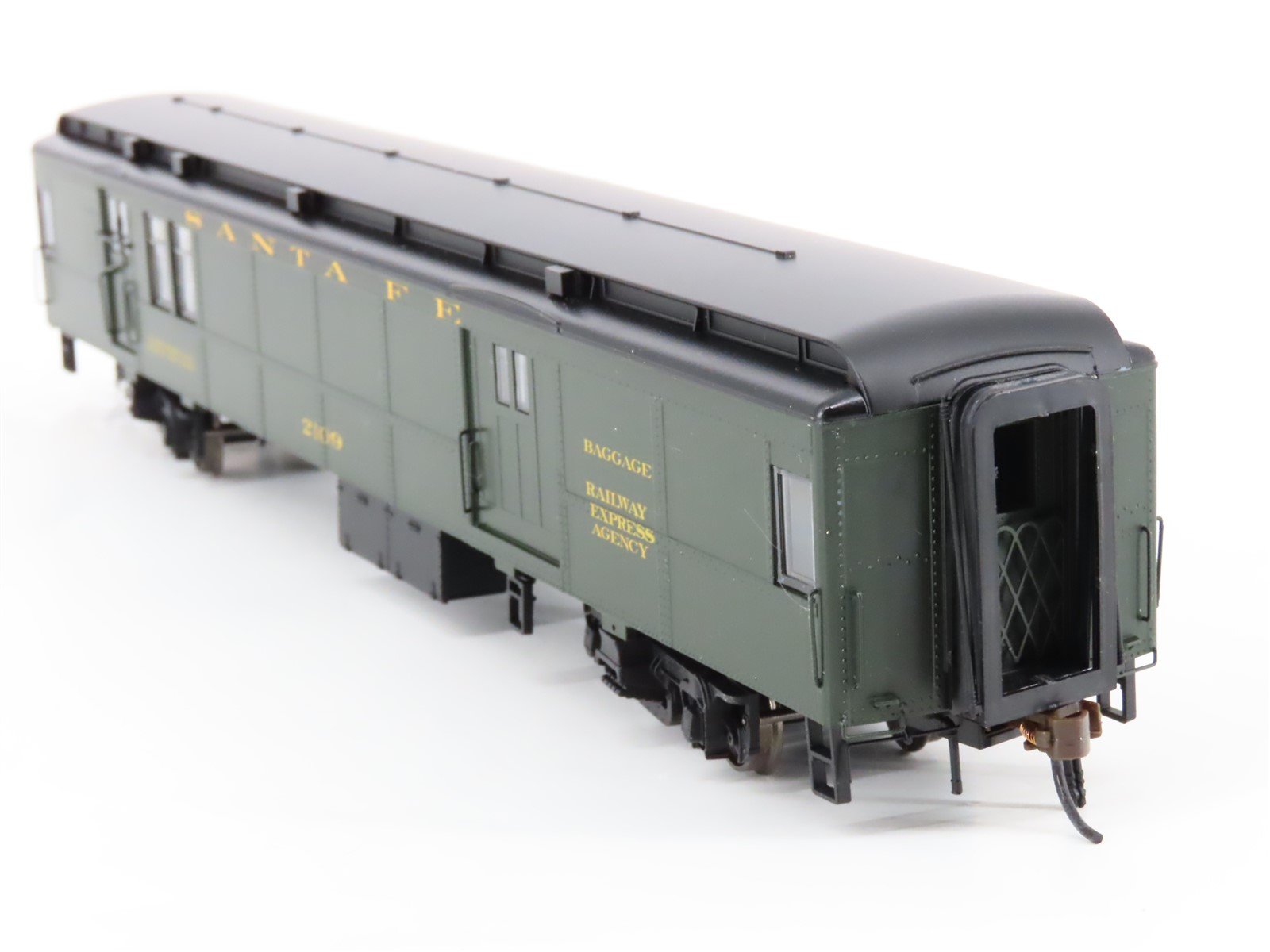 HO Scale Con-Cor 0001-094303(2) ATSF Santa Fe Baggage Mail Passenger Car #2109