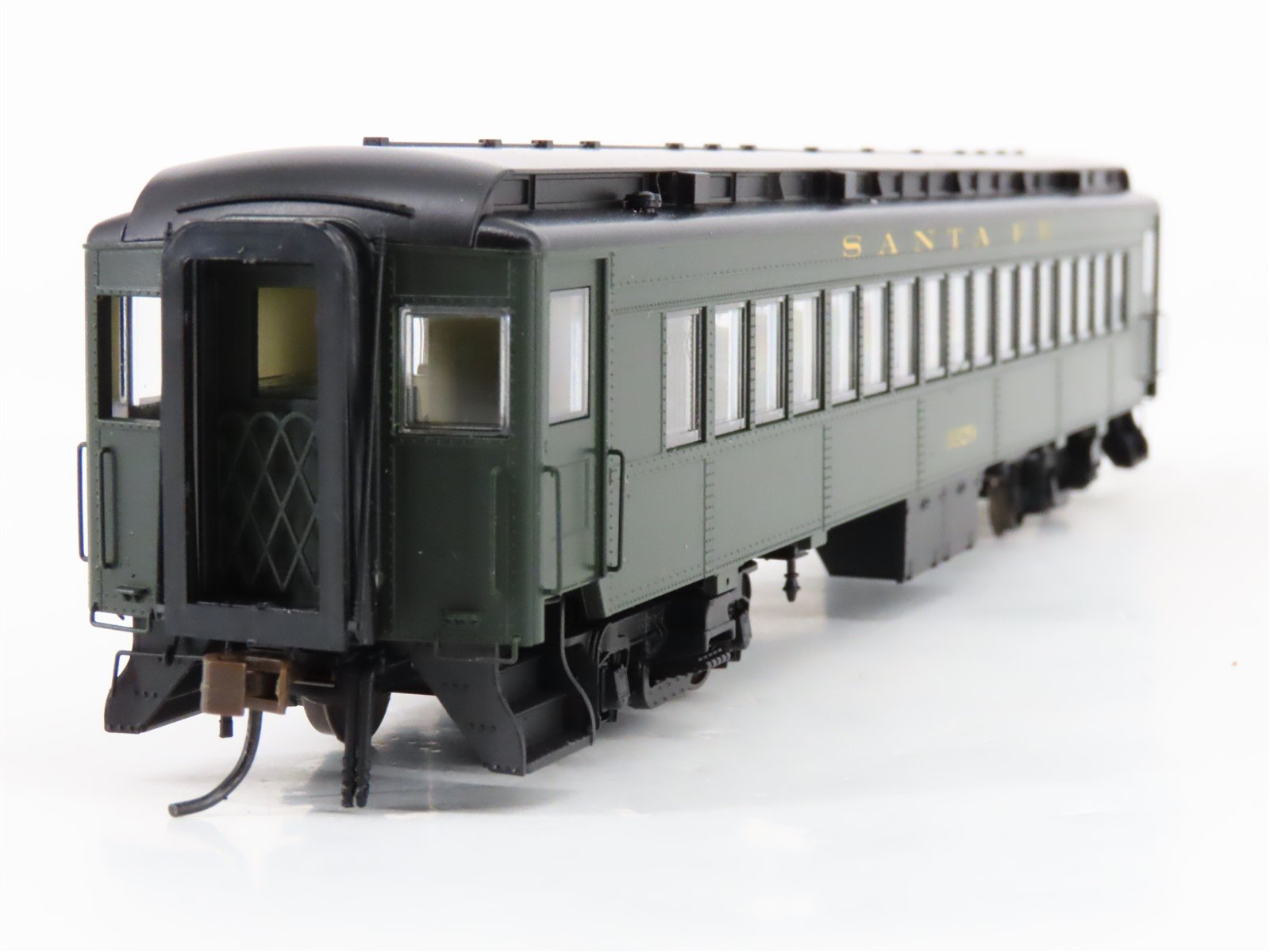 HO Scale Con-Cor 0001-094203(3) ATSF Santa Fe Railroad Coach Passenger Car #3329