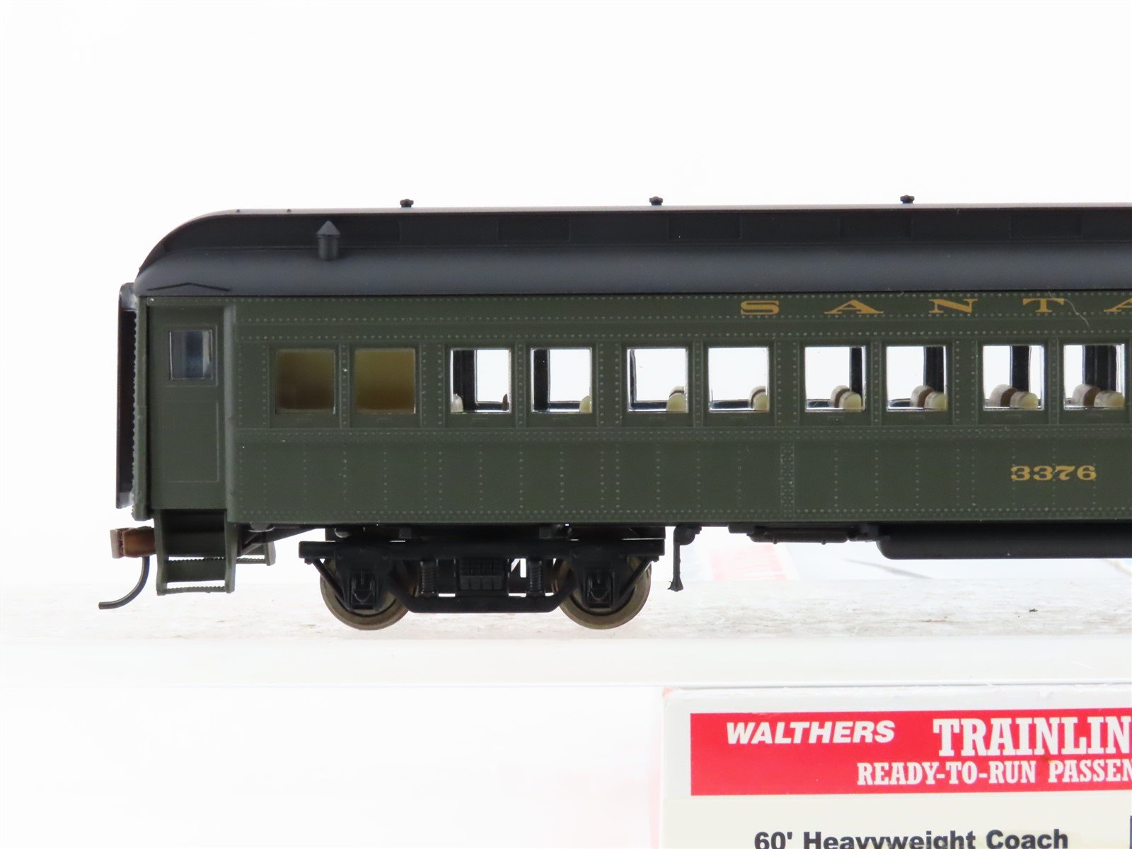 HO Walthers Trainline 931-774 ATSF Santa Fe 60' Heavyweight Coach Passenger 3376