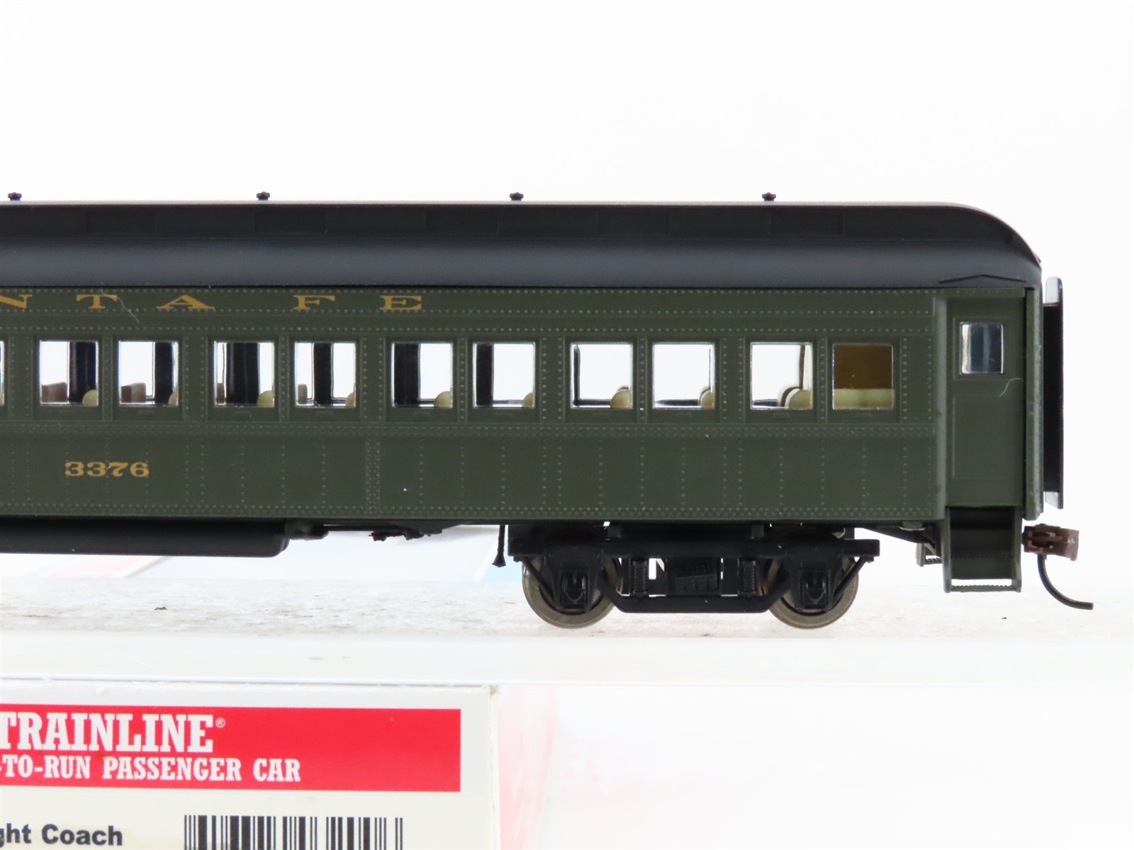 HO Walthers Trainline 931-774 ATSF Santa Fe 60' Heavyweight Coach Passenger 3376