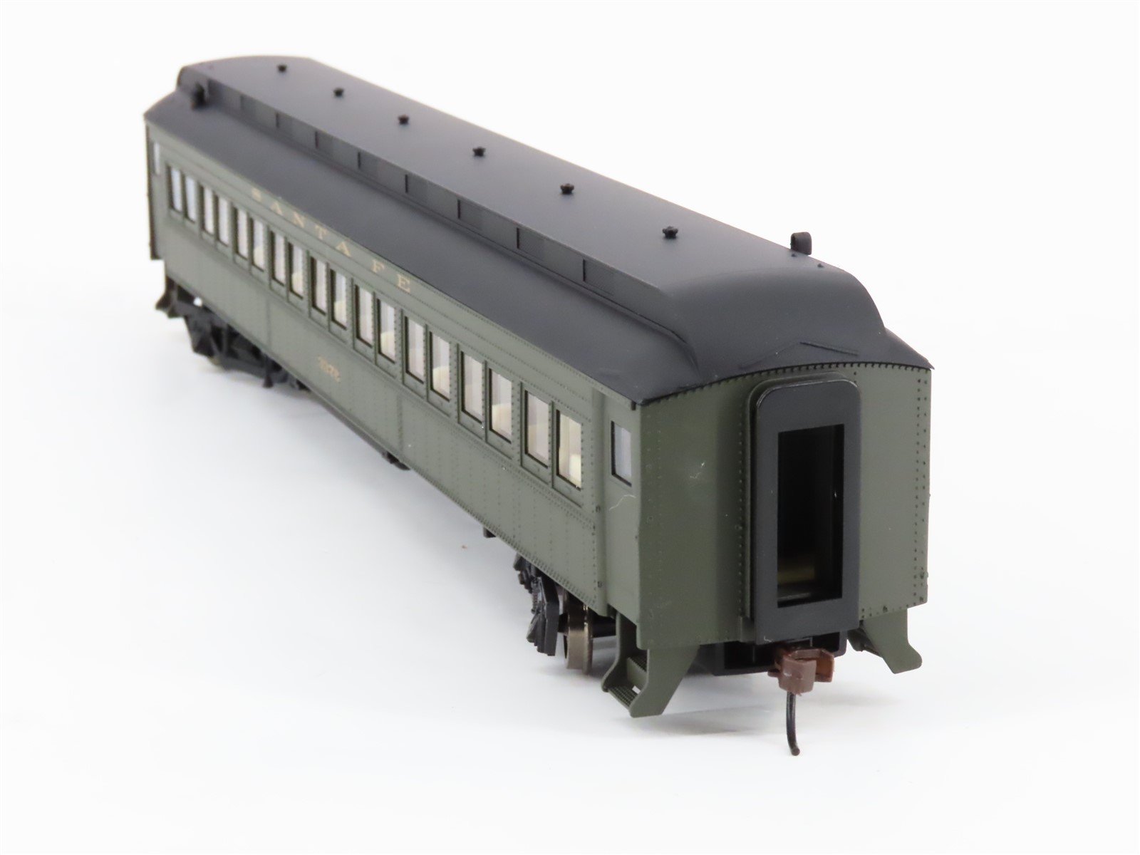 HO Walthers Trainline 931-774 ATSF Santa Fe 60' Heavyweight Coach Passenger 3376