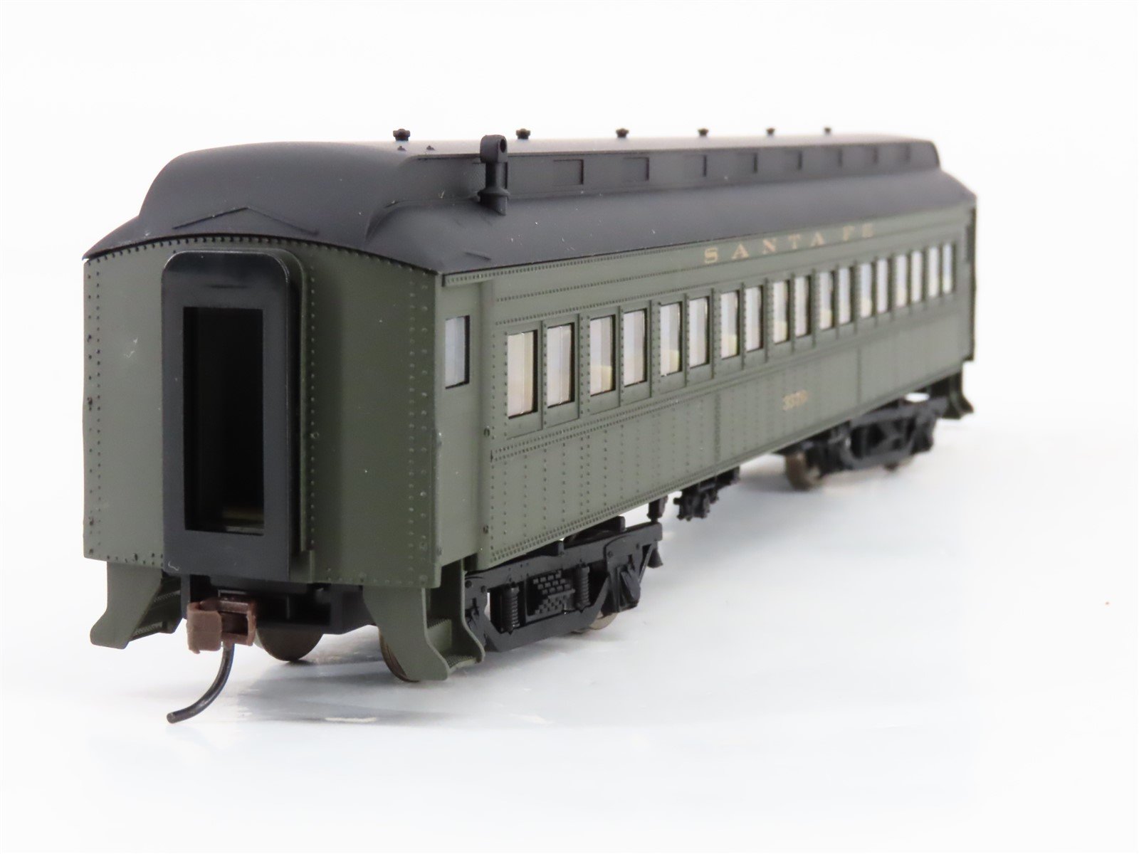 HO Walthers Trainline 931-774 ATSF Santa Fe 60' Heavyweight Coach Passenger 3376