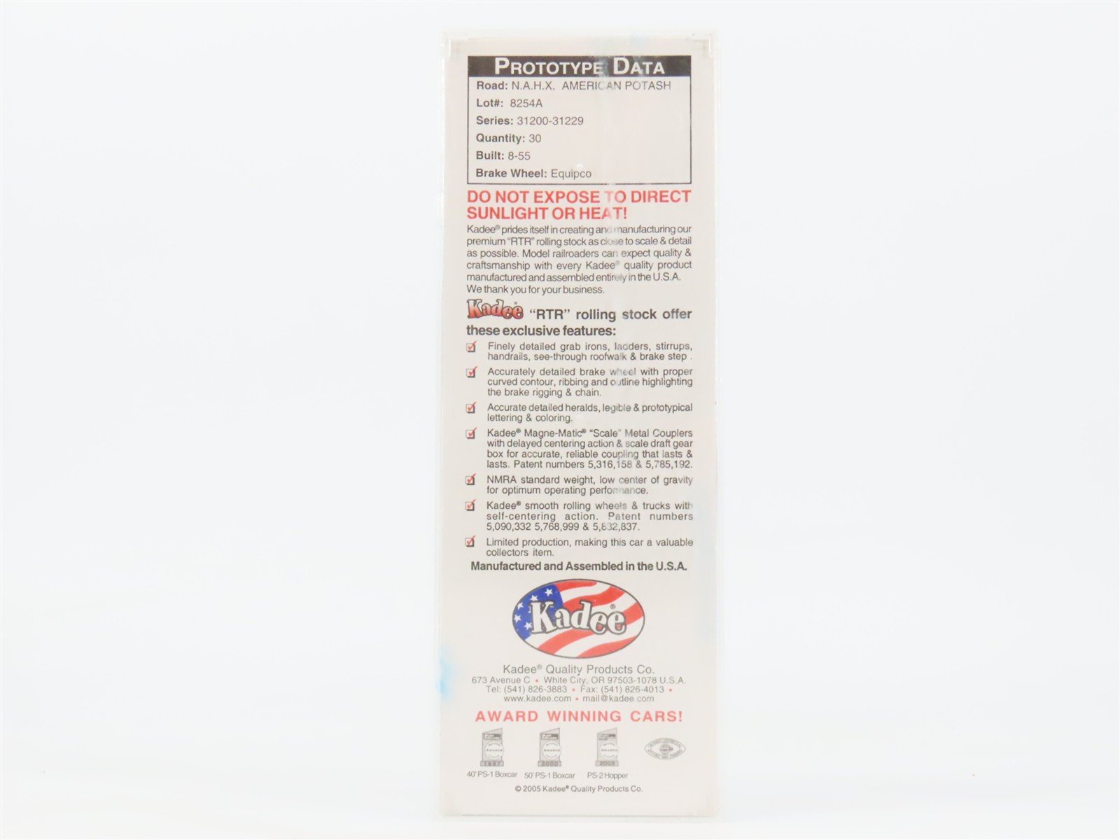 HO Scale Kadee 8323 NAHX American Potash & Chemical 2-Bay Covered Hopper RTR
