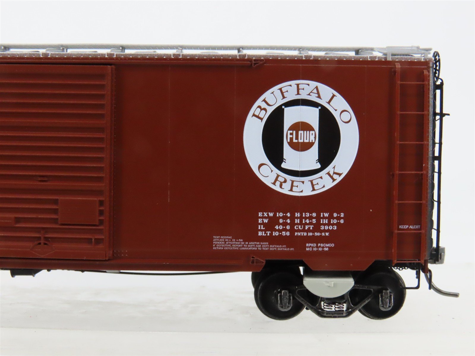 HO Scale Kadee 4926 BCK Buffalo Creek 40' Box Car 2200 RTR