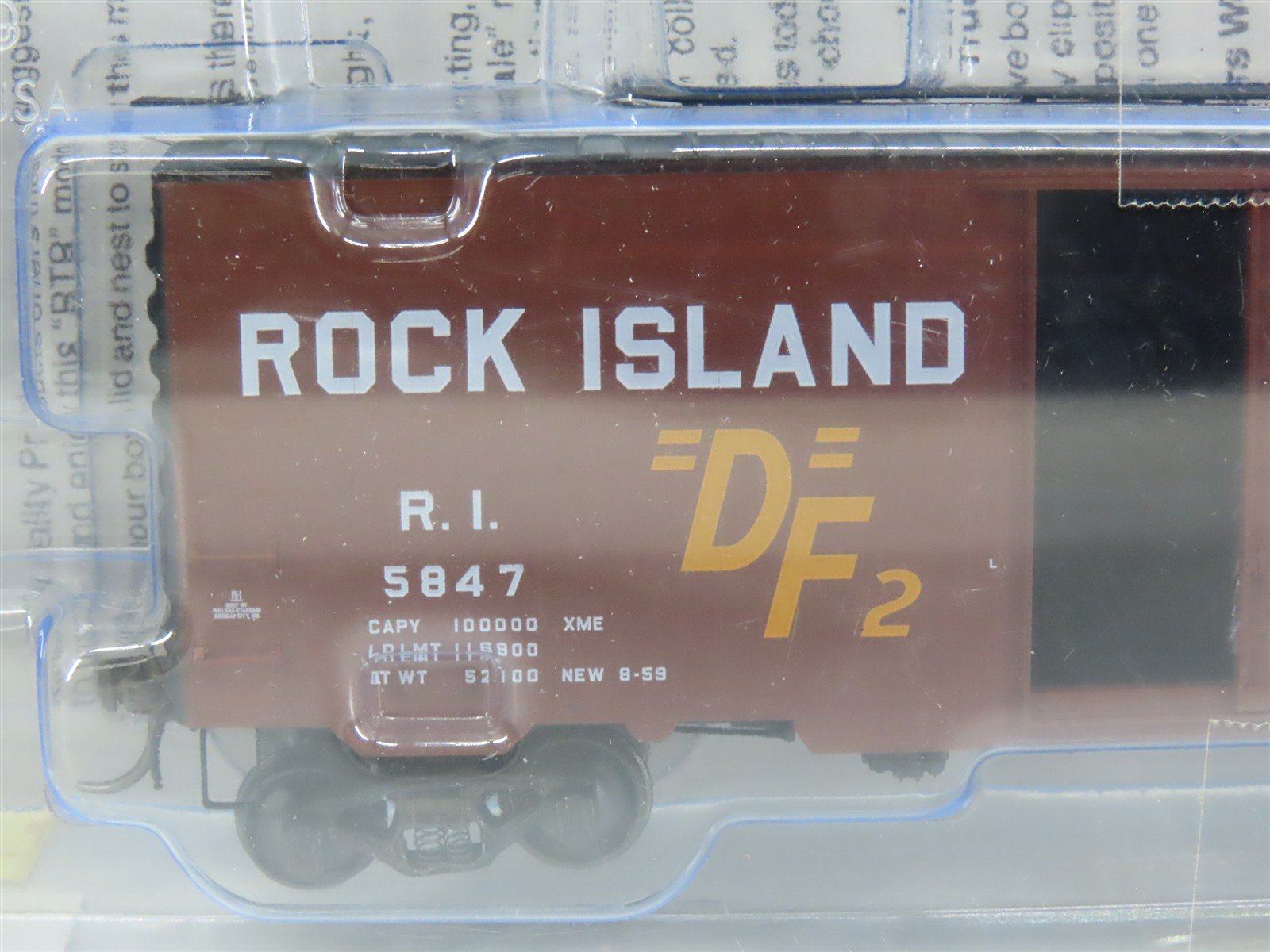 HO Scale Kadee 5272 RI Rock Island 40' PS-1 Box Car 5847 RTR