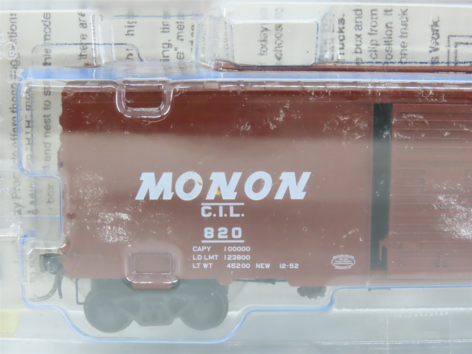 HO Scale Kadee 4099 CIL Monon 40' Box Car 820 RTR