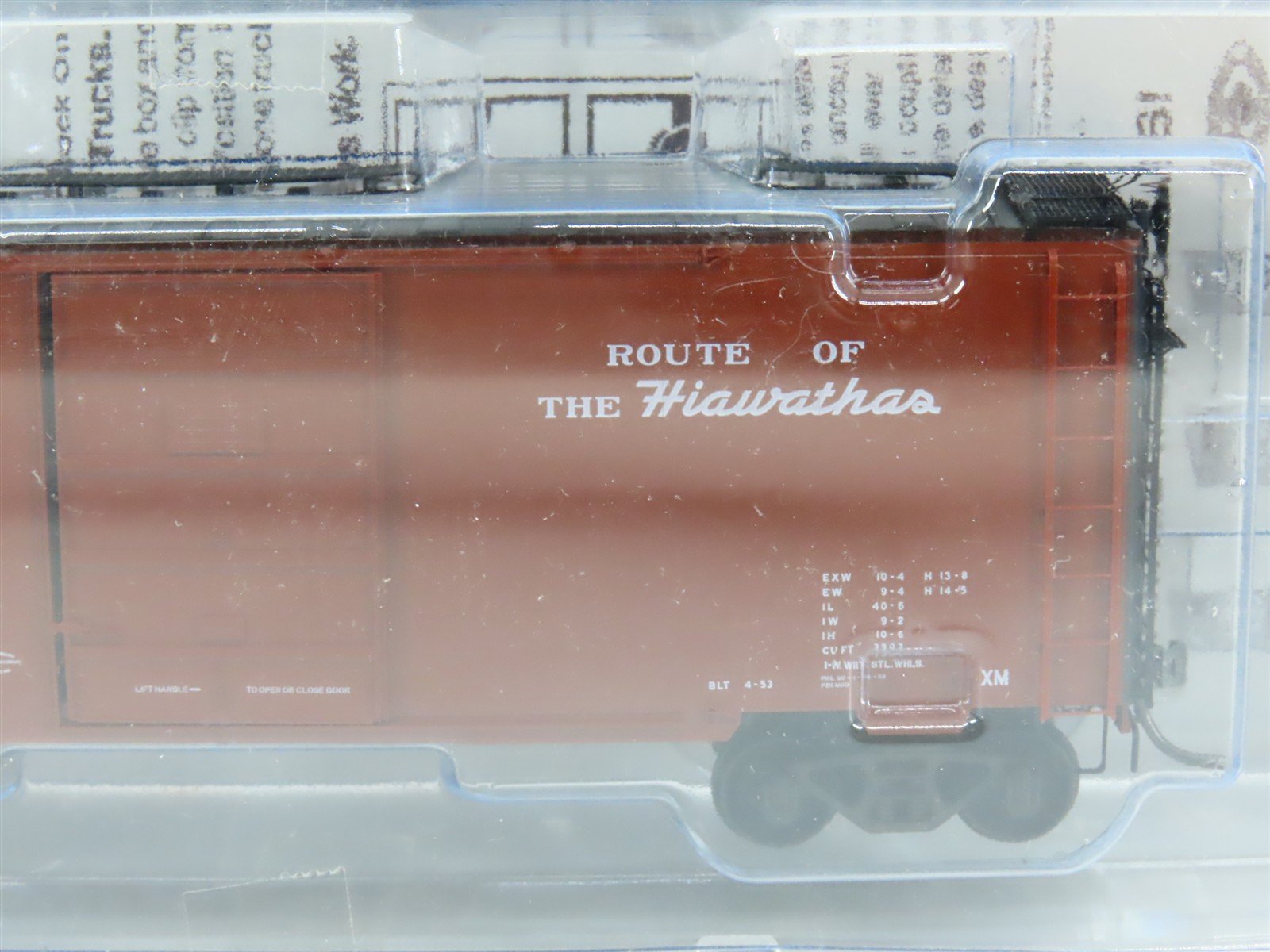 HO Scale Kadee 4830 MILW Milwaukee Road 40' Box Car 35049 RTR