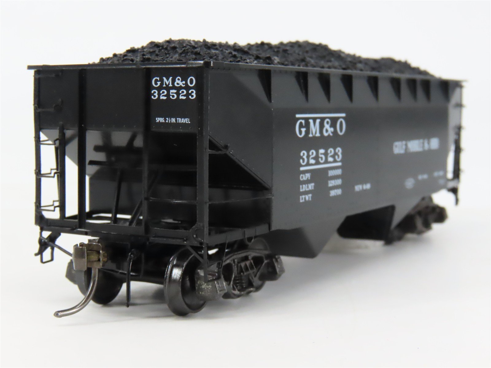 HO Scale Kadee 7511 GM&O Gulf Mobile & Ohio 2-Bay Offset Open Hopper 32523 RTR