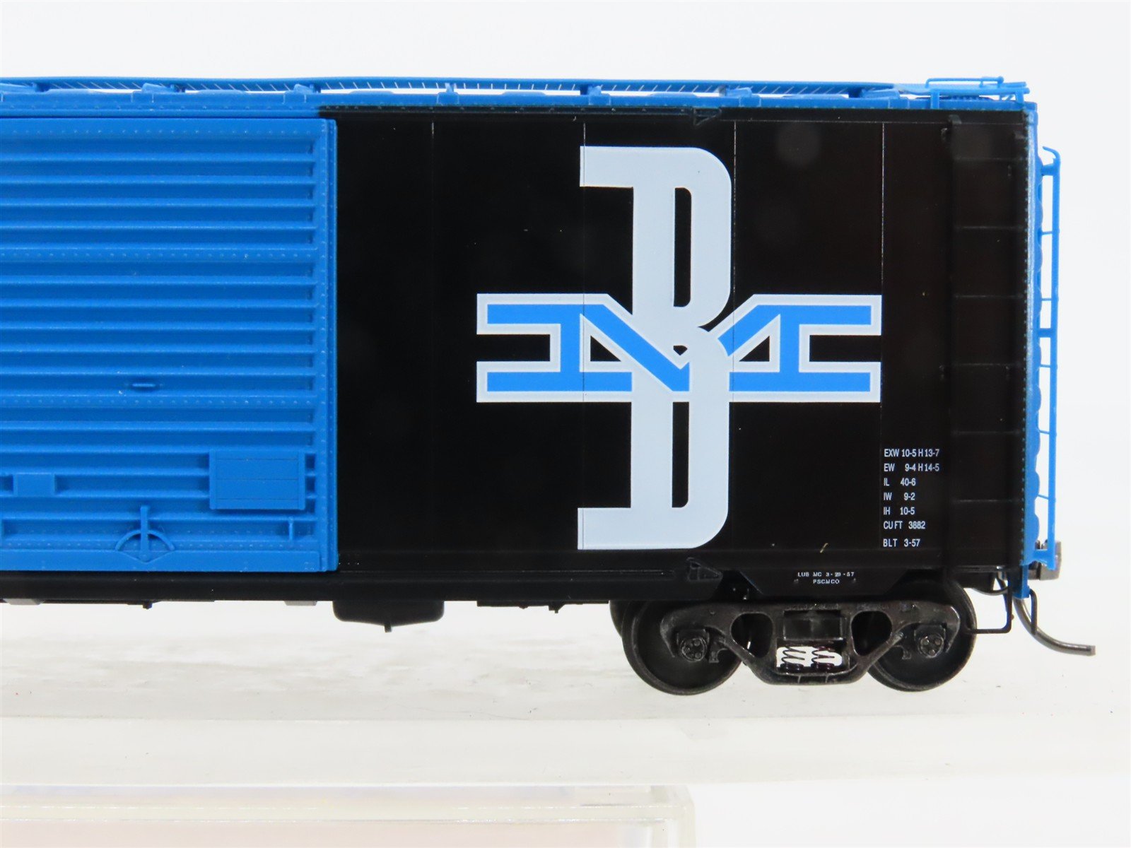 HO Scale Kadee 5286 BM Boston & Maine 40' Box Car 76461 RTR