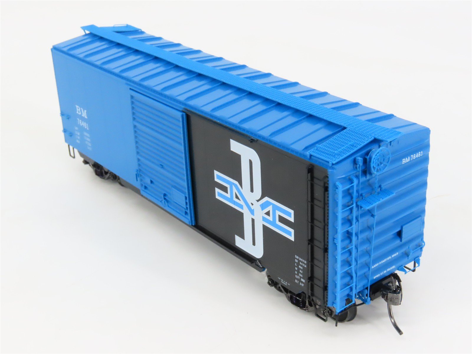 HO Scale Kadee 5286 BM Boston & Maine 40' Box Car 76461 RTR