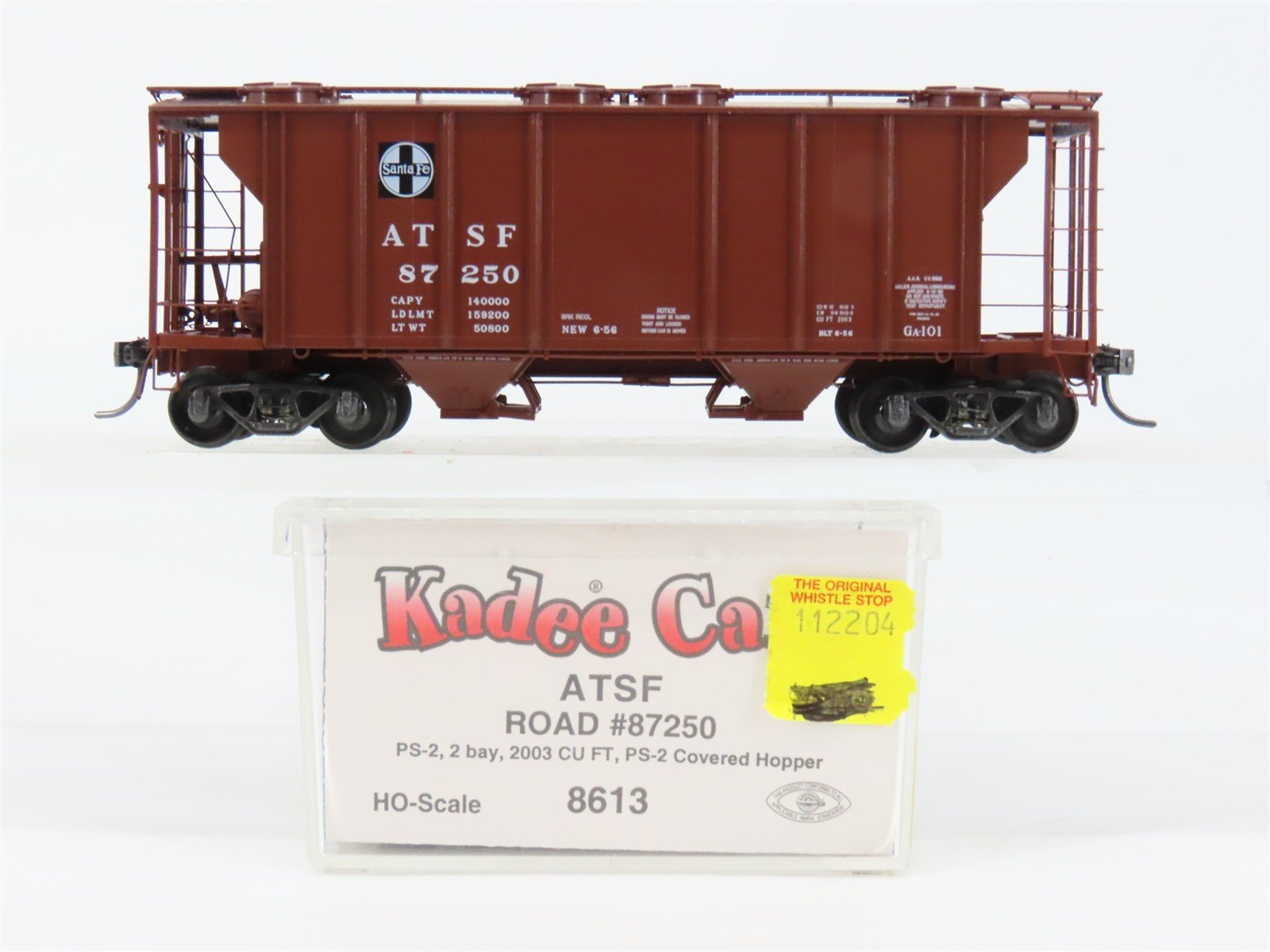 HO Scale Kadee 8613 ATSF Santa Fe 2-Bay Covered Hopper 87250 RTR