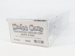 HO Scale Kadee 9006 SHPX Texas Natural Gasoline Corp. Tank Car 1940 RTR