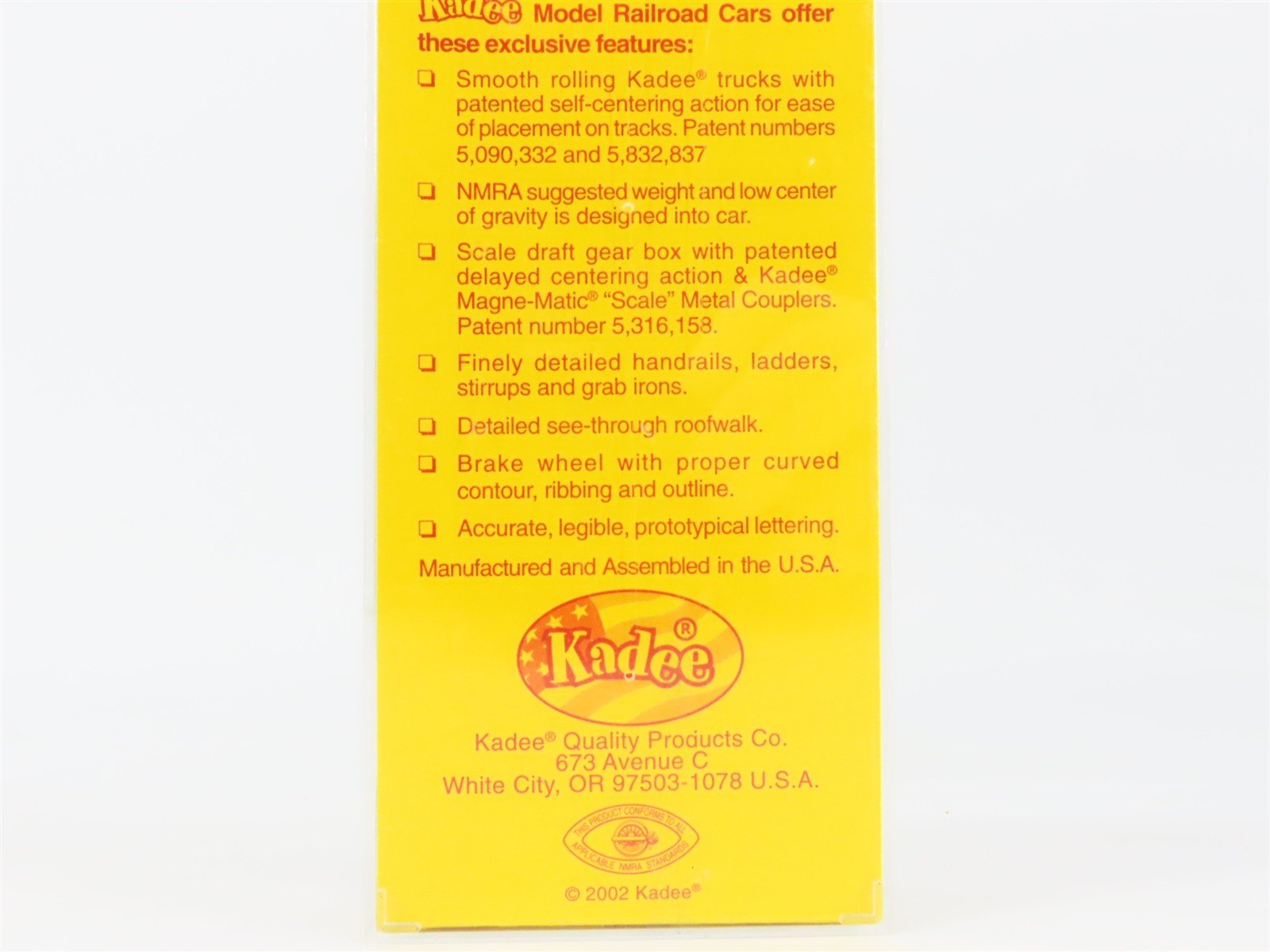 HO Scale Kadee 5240 BM Boston & Maine 40' Box Car 76302 RTR